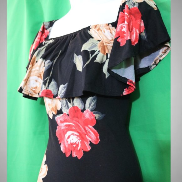 Black Floral Off-the-Shoulder Dress - Picture 2 of 3
